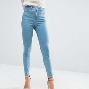 ASOS RIDLEY Skinny Jeans in Opal Wash